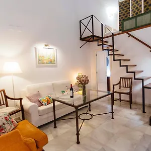 One & Lux- Plaza Cristo De Burgos Apartment Seville