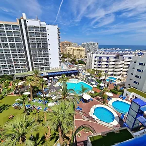 Acogedor Piso Con Terraza Y Parking! Benalmádena